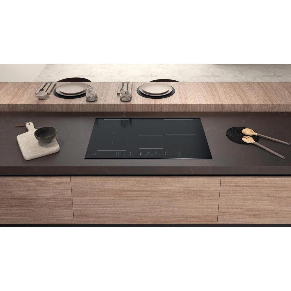 Hotpoint 77CM 4 Zone Electric Induction Hob - Black | TB3977BBF