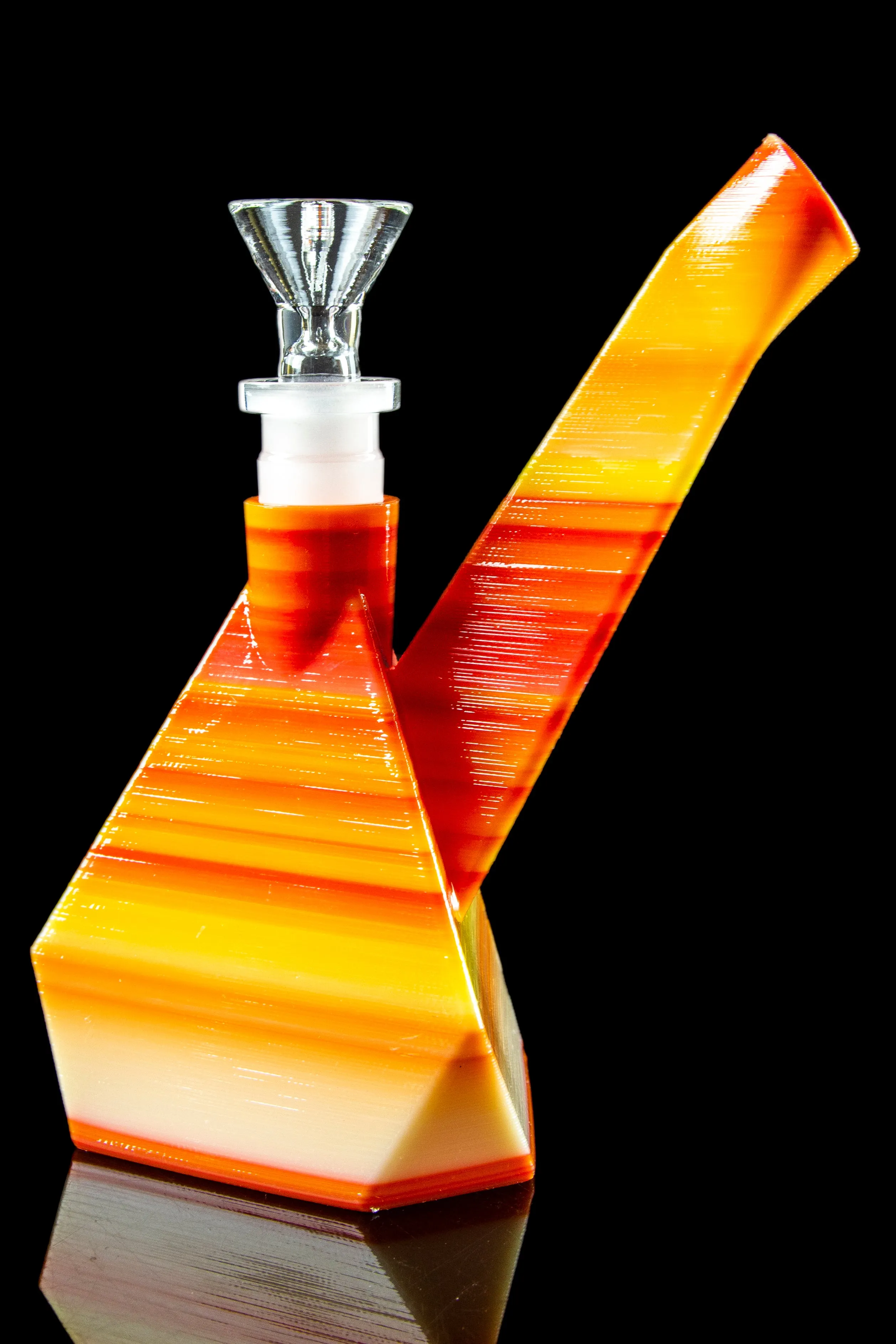 Kayd Mayd "Giza" 3D Printed Geometric Bubbler