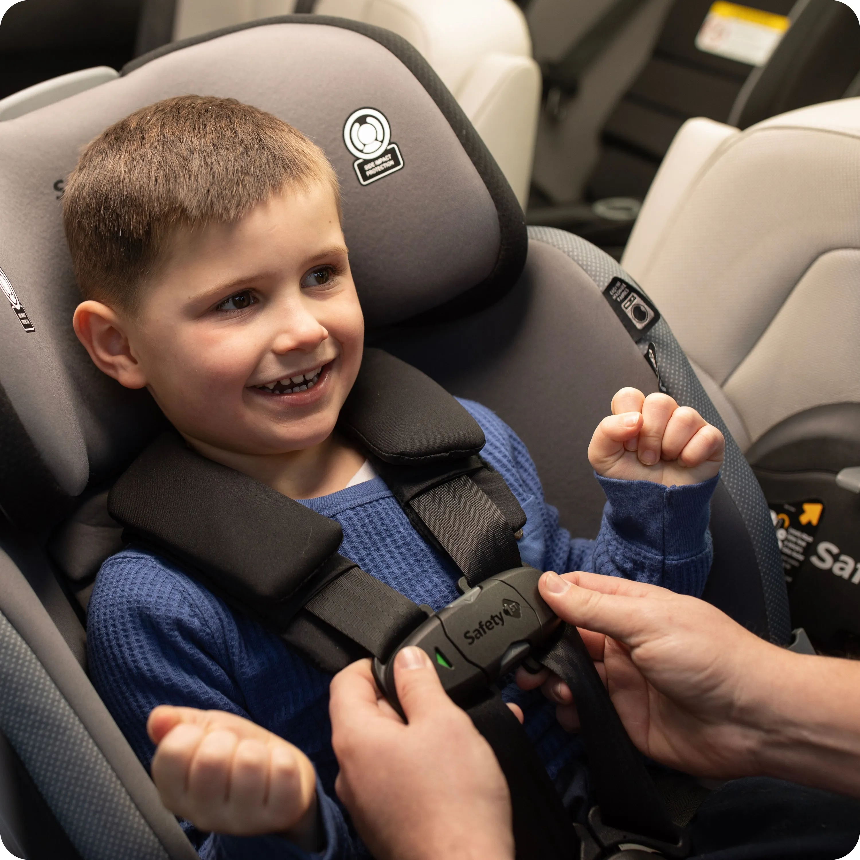 Turn and Go 360 DLX Rotating All-in-One Convertible Car Seat