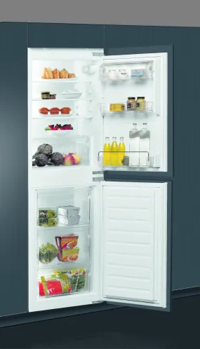 Whirlpool ART4550SF1, 50/50,  Integrated Fridge Freezer, 55cm
